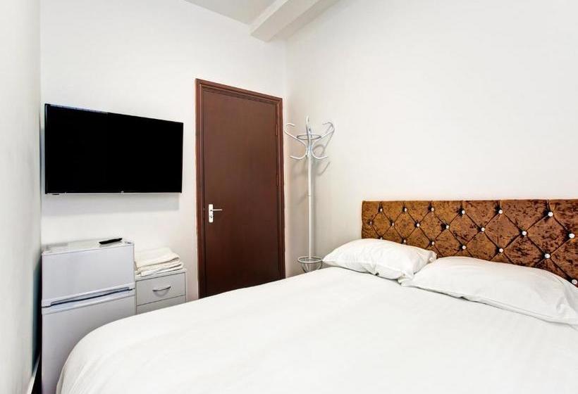 酒店 Oyo The Benwell Apartments