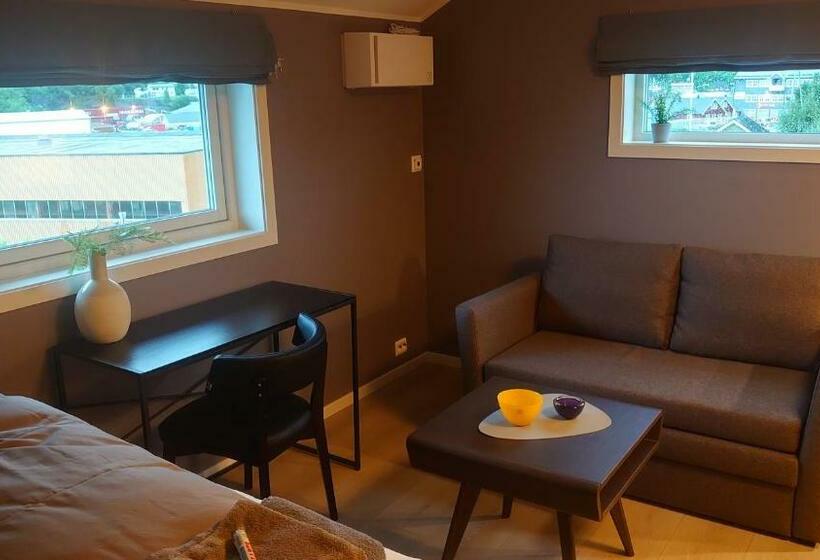 호텔 På Hjørnet Gjestehus