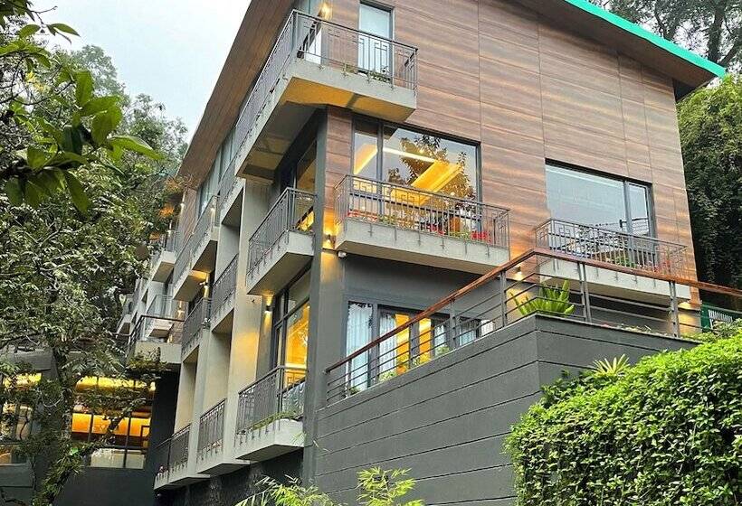 فندق The Rosefinch Sarovar Portico