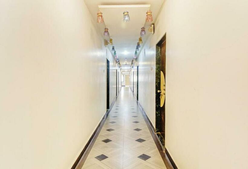 Hotel Spot On 44704 Harihar Lodging And Yatri Niwas