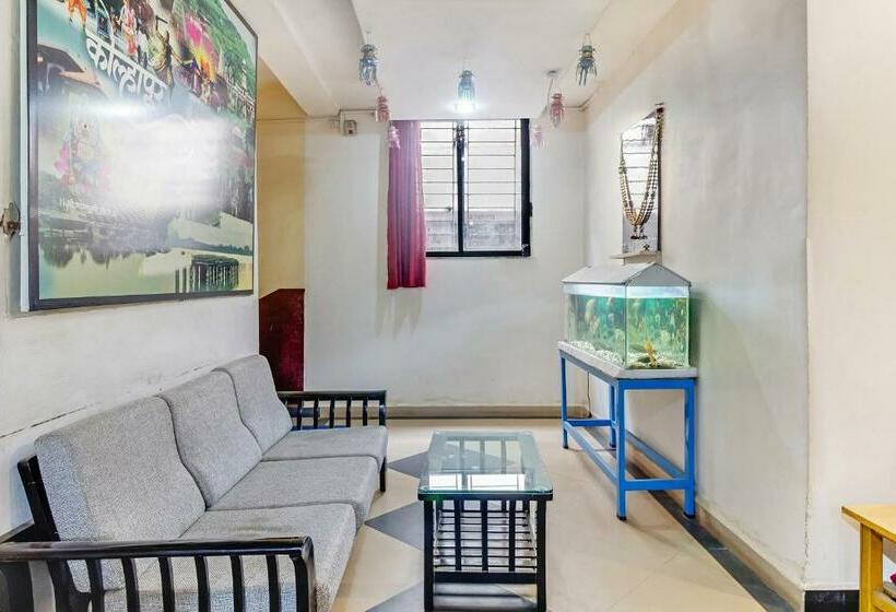 فندق Spot On 44704 Harihar Lodging And Yatri Niwas