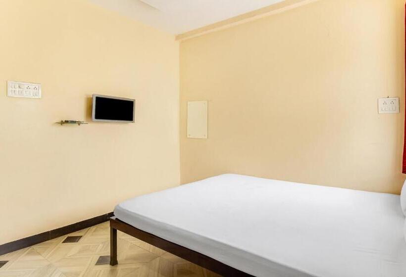 Hotel Spot On 44704 Harihar Lodging And Yatri Niwas