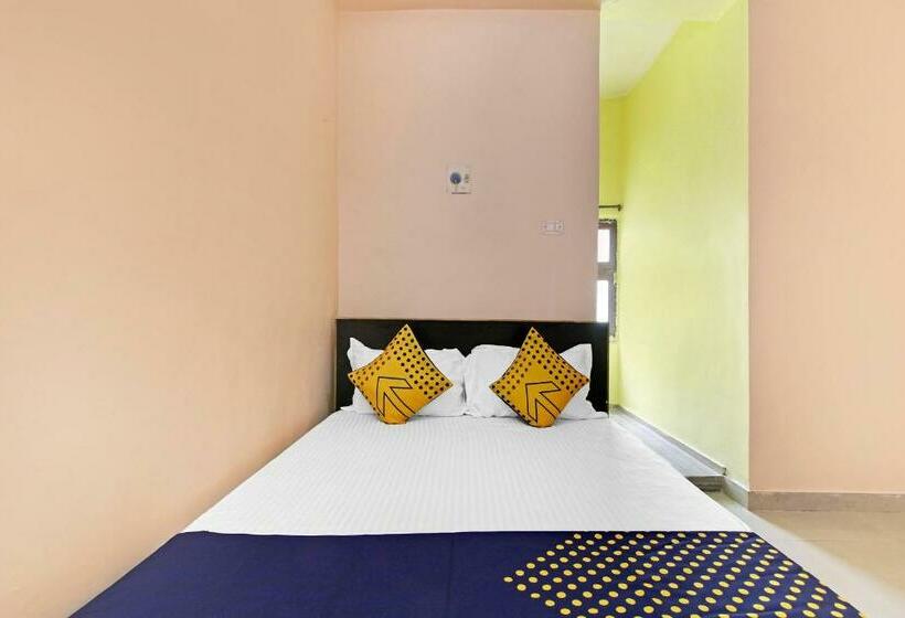 ホテル Spot On 61415 Sitara Grand Lodge