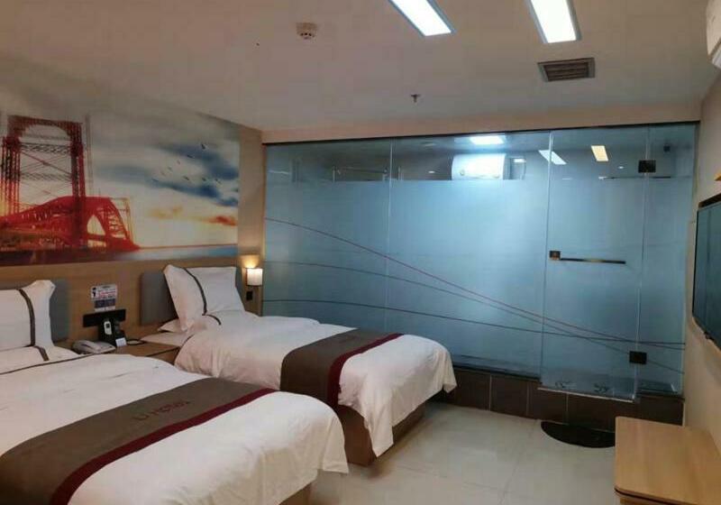 Thank Inn Chain Hotel Aksu Juche Tianwu Plaza