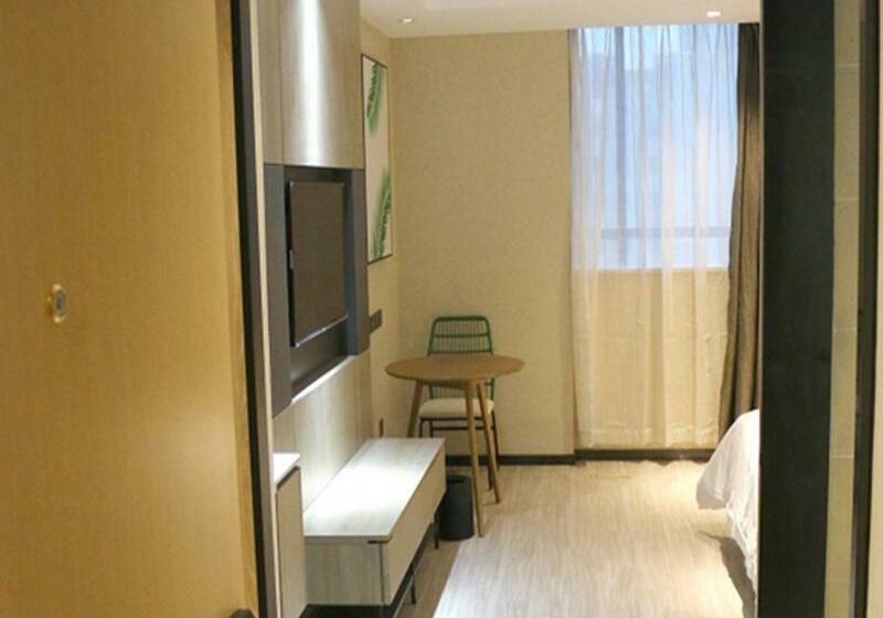 호텔 Up And In Shandong Linyi Lanshan District Taisheng Square