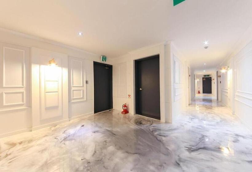 בית מלון כפרי W Lounge