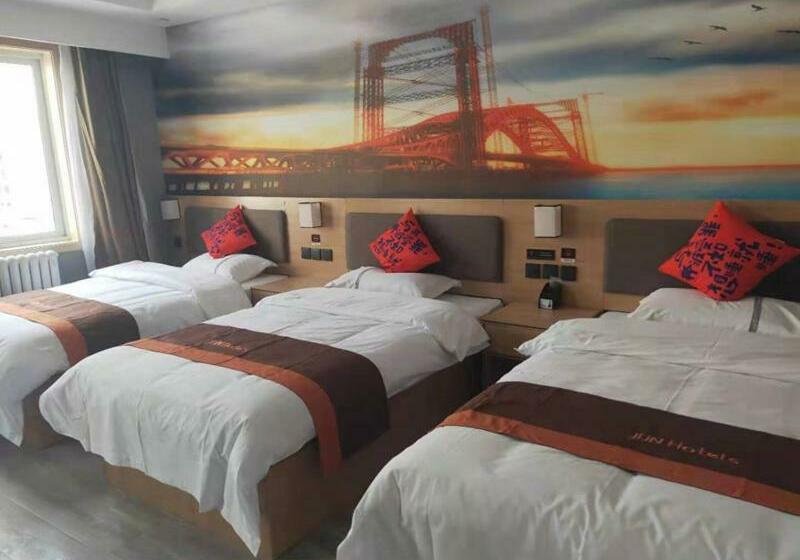Jun Hotels Dezhou Decheng District Hubin South Avenue Wanda Plaza