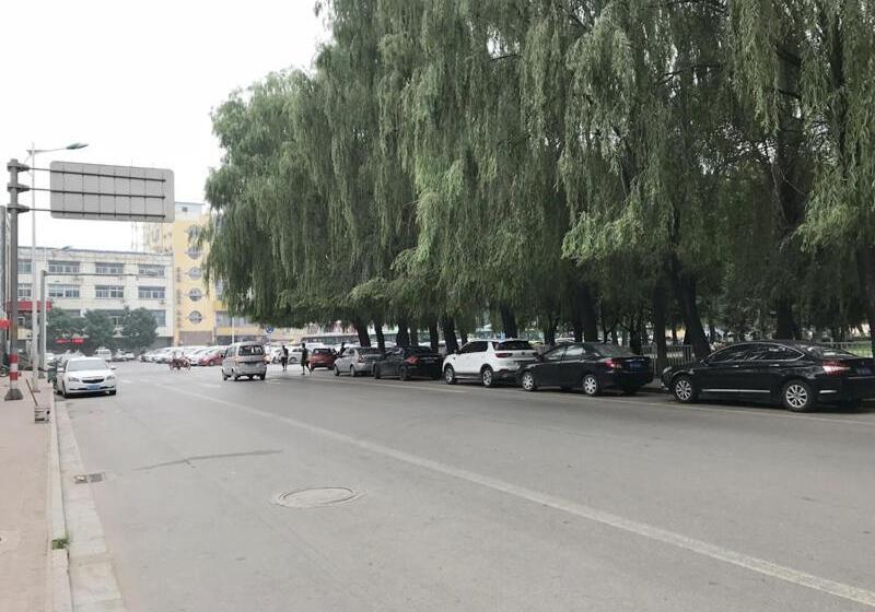 Jun Hotels Jinzhong Yuci District Railway Station