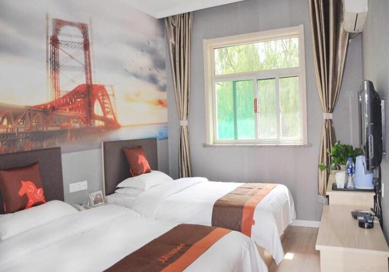 Jun Hotels Jinzhong Yuci District Railway Station