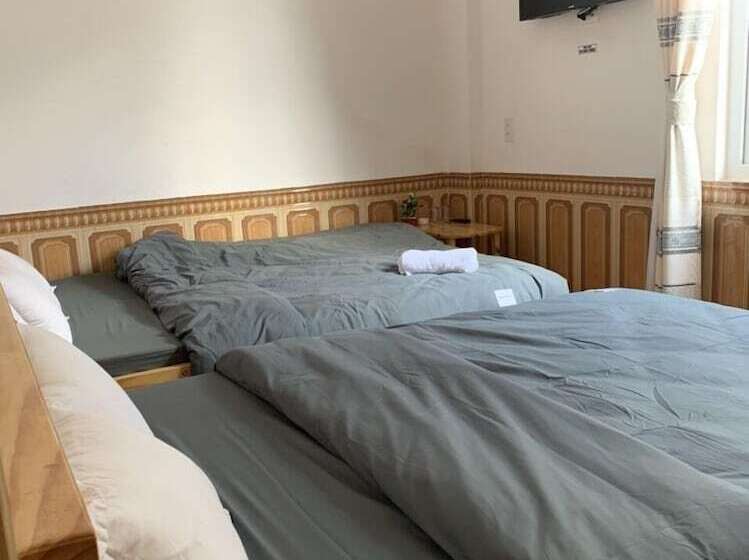 Lee Na Hotel   Hostel