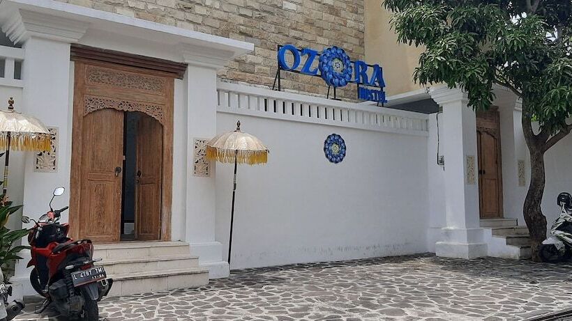 Ozora Tiying Tutul Hostel Canggu