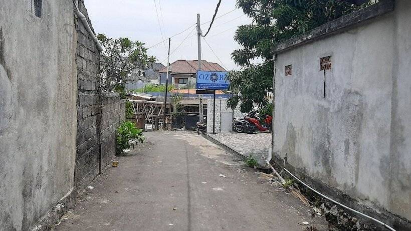 Ozora Tiying Tutul Hostel Canggu