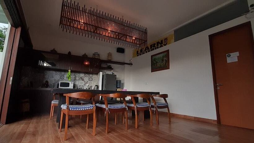 Ozora Tiying Tutul Hostel Canggu