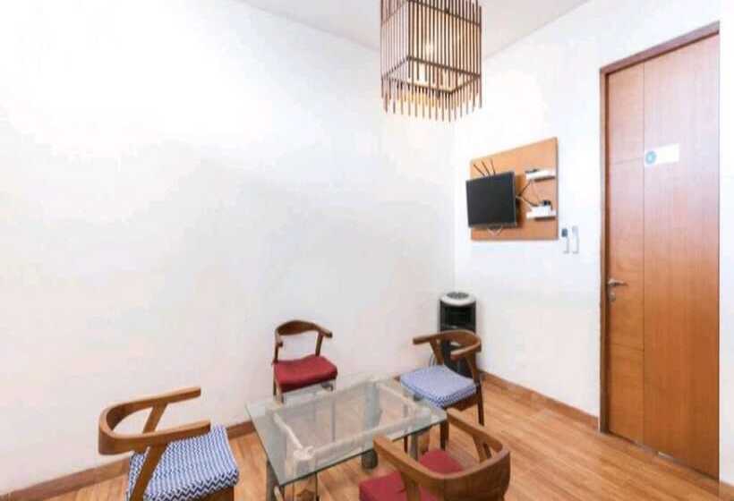 Ozora Tiying Tutul Hostel Canggu