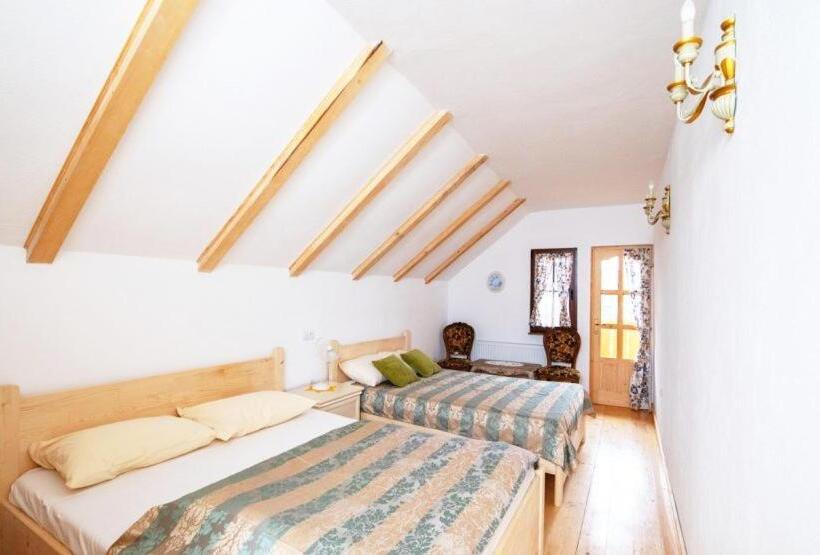 פנסיון Casa Eva Wagner   Biertan
