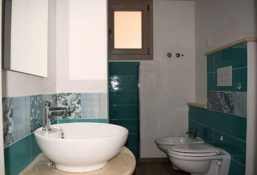 بنسيون Corallo Rooms