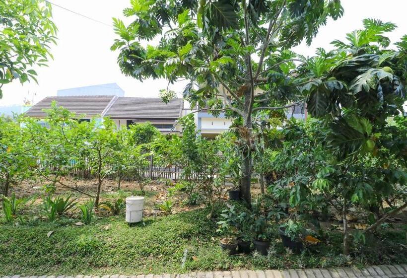 膳宿费 Griya Mulya Near Alun Alun Batu Mitra Reddoorz