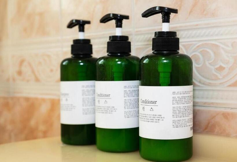 Пансион Hoony Guesthouse   Hostel