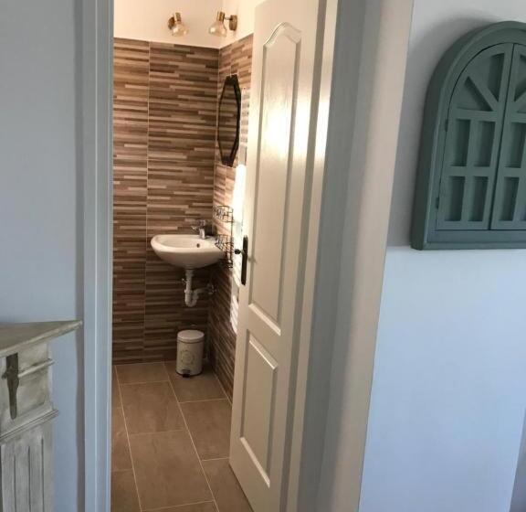 פנסיון Karolina Vendégház