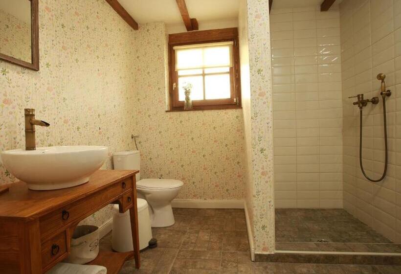 פנסיון Karolina Vendégház