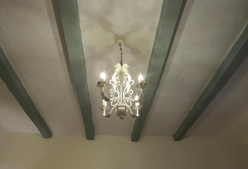 פנסיון Karolina Vendégház