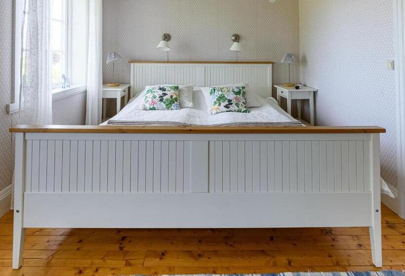 بنسيون Soltägtgården