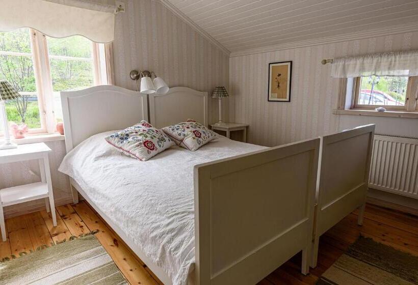 بنسيون Soltägtgården