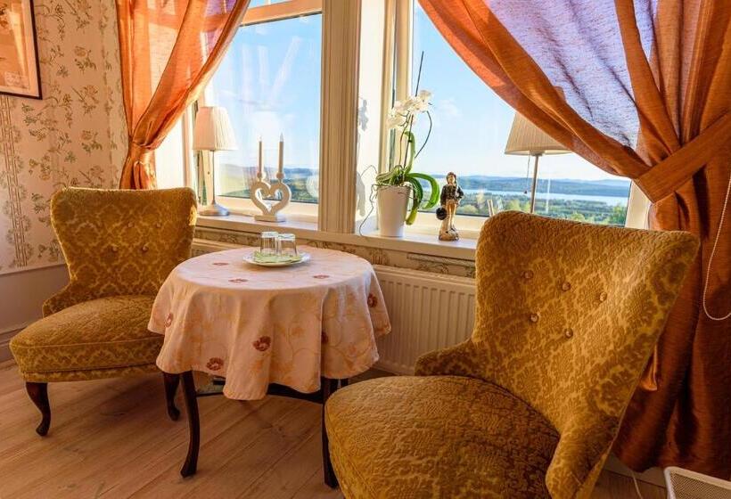 بنسيون Soltägtgården