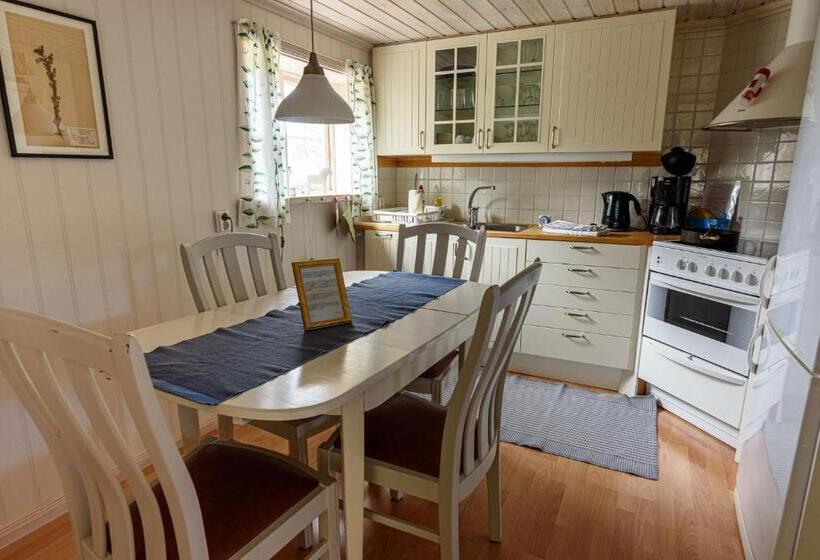 بنسيون Soltägtgården