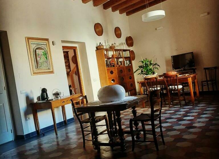 بنسيون Villa Mostallino