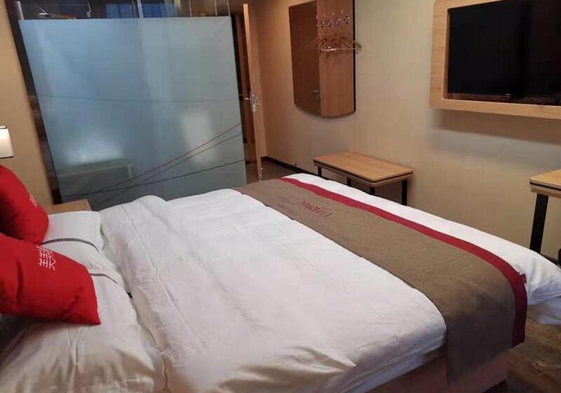 Thank Inn Chain Hotel Shanxi Changzhi Huguan County Bus Station Store