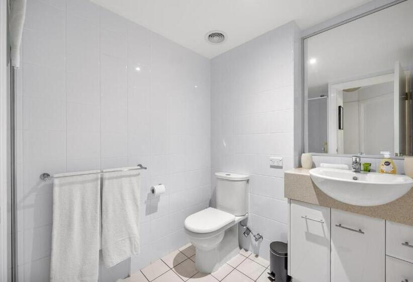 Tingeera Bespoke Beachfront Apartments