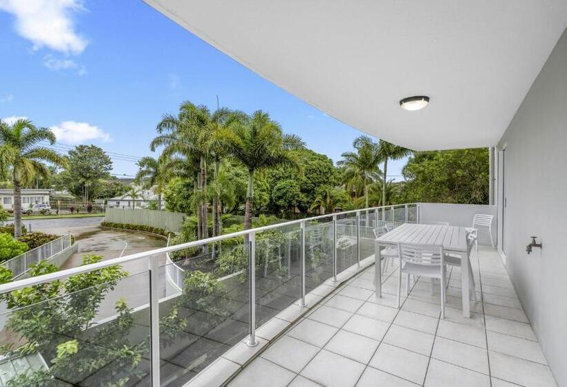 Tingeera Bespoke Beachfront Apartments
