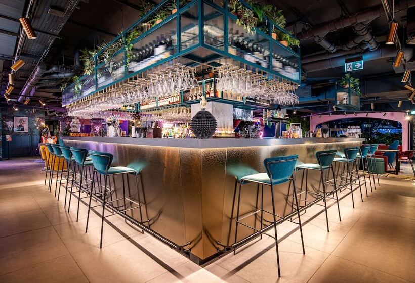 Yotel Manchester Deansgate