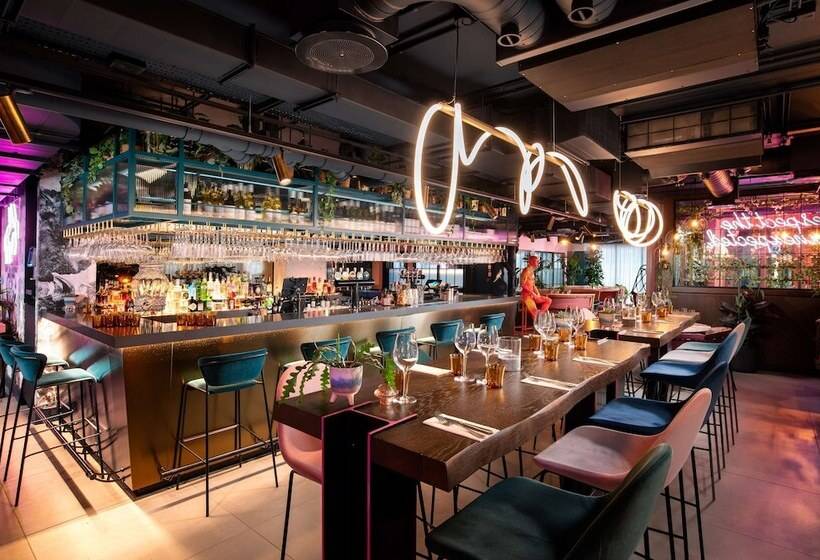 Yotel Manchester Deansgate