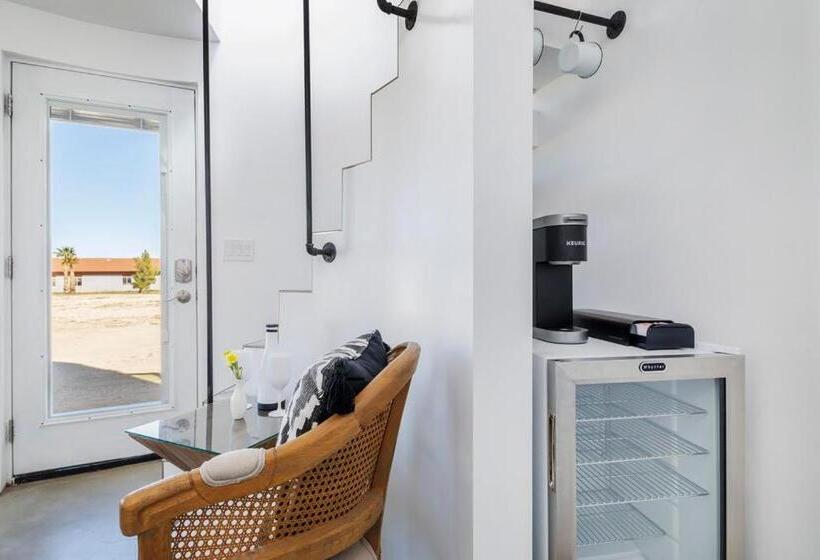 호스텔 The Castle House Estate