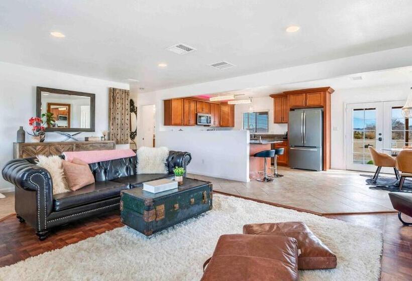 호스텔 The Castle House Estate