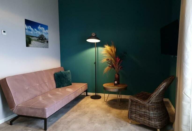 Beach Hotel Oostvoorne