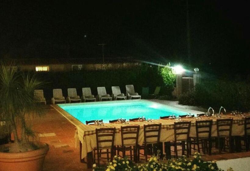 민박 Locanda Rurale Santa Marta