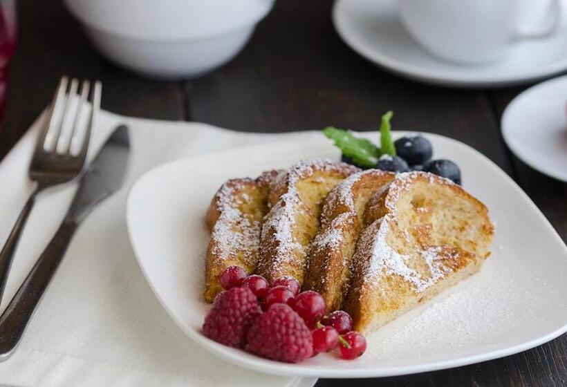 Bed and Breakfast Nantucket Whale Inn, Half Moon Bay