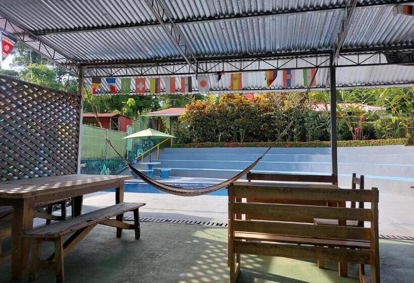 مبيت وإفطار Restaurante Y Cabinas Sudy