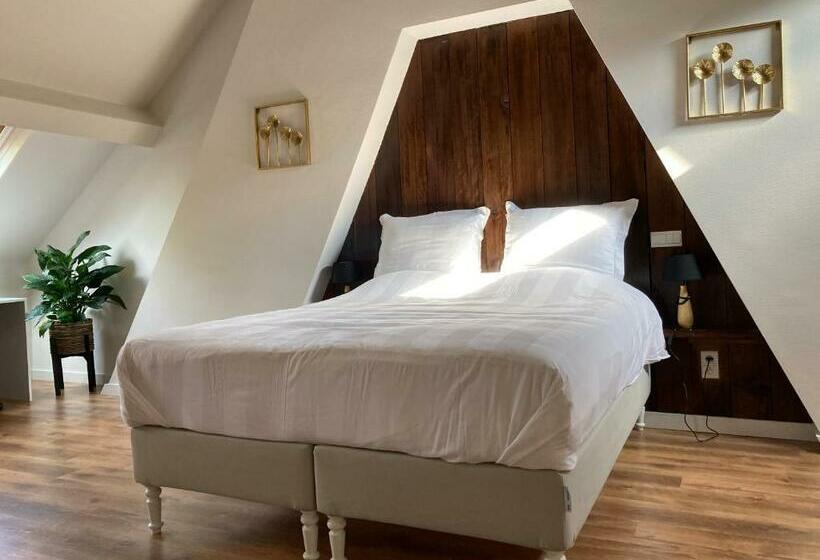 민박 Rs10 Turnhout