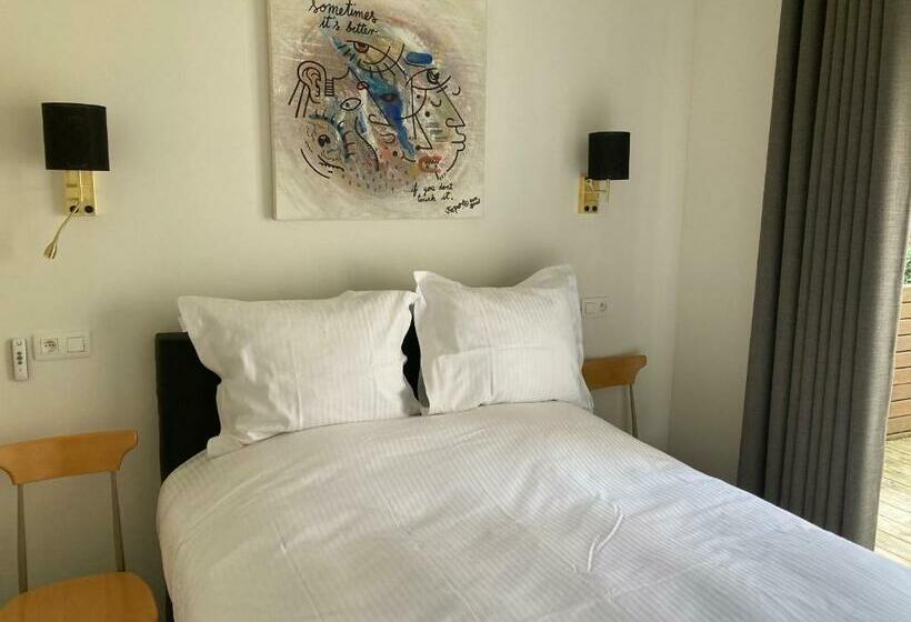 민박 Rs10 Turnhout