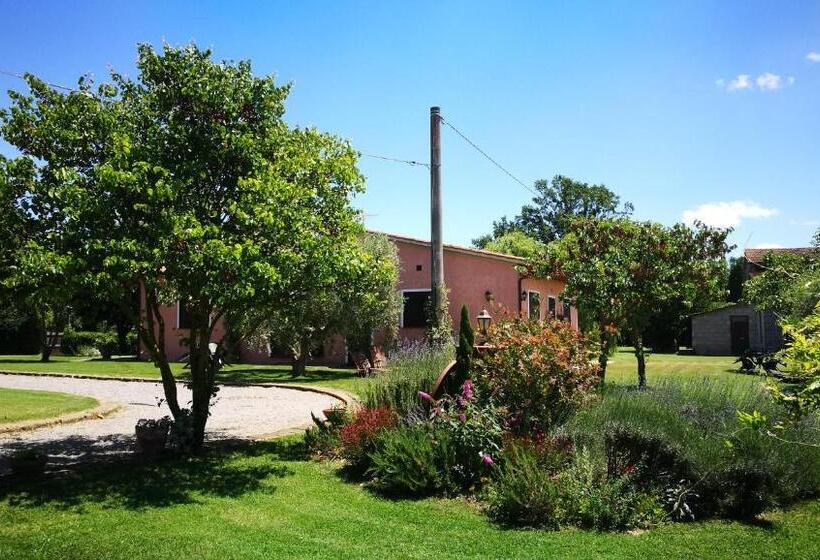 فندق Agriturismo Vallerana