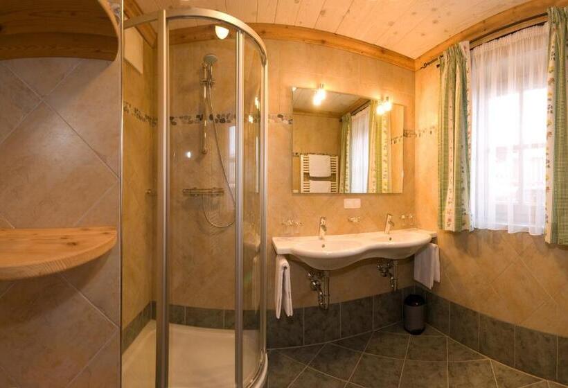 هتل Appartmenthof Aigengut Ferienwohnung Großarl