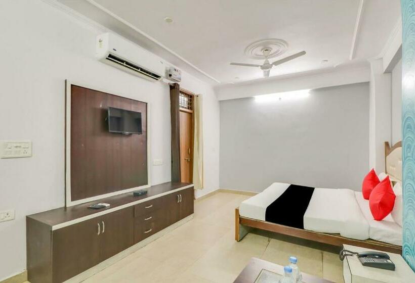 فندق Capital O 76417 Heritage House