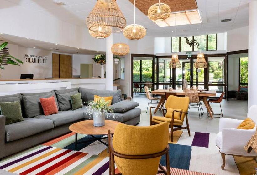 호텔 Domaine Les Sources De Dieulefit