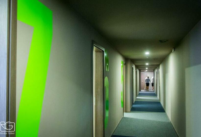 فندق Erzsébet Szálló