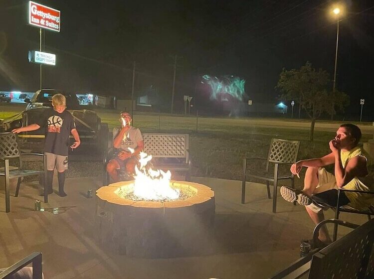 فندق Gettysburg Inn And Suites