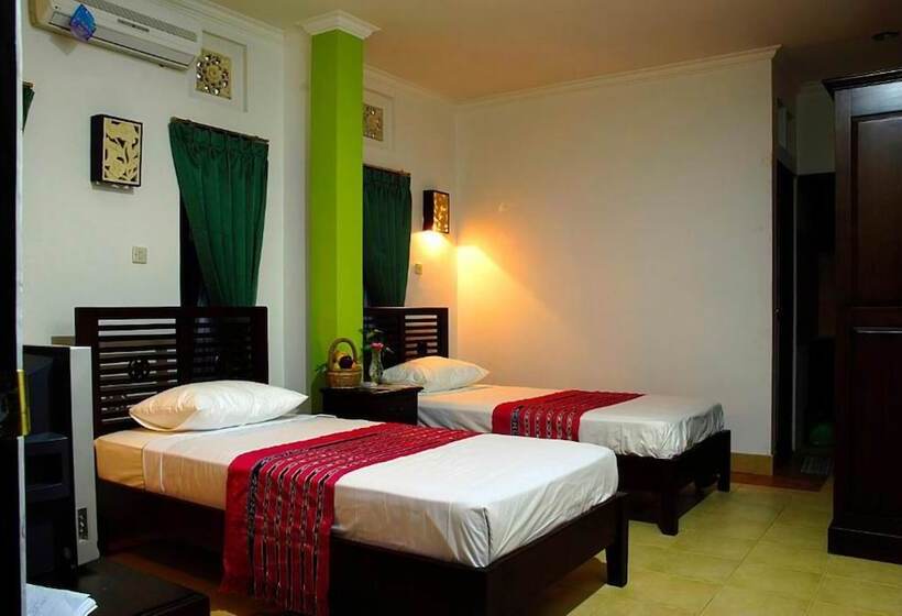 בית מלון כפרי Klungkung Tower